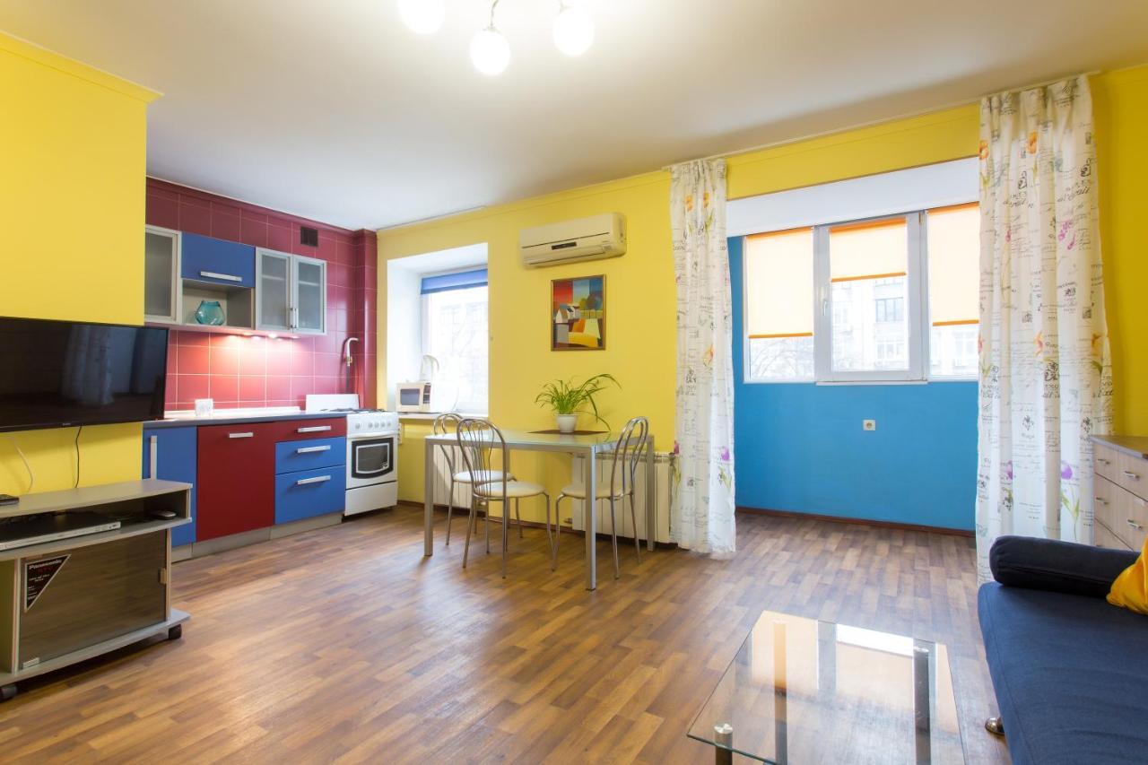 Nauky Avenue Apartment Харков Екстериор снимка